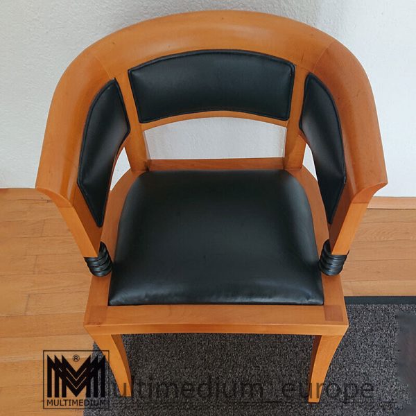 Ein schöner Designer Stuhl Giorgetti Sella Magna Stuhl Armchair Leon Krier
