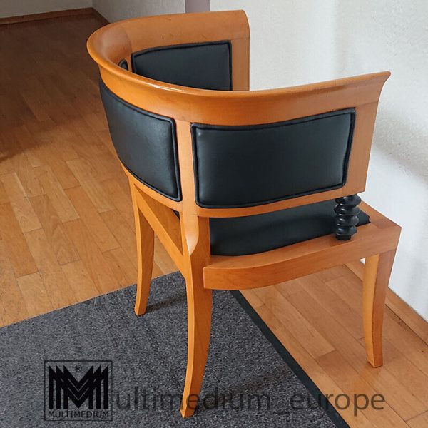 Ein schöner Designer Stuhl Giorgetti Sella Magna Stuhl Armchair Leon Krier