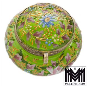 Jugendstil Moser Glas Deckel Dose 1900 grün Blumen Emaille Malerei Döschen