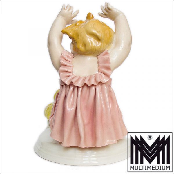 Karl ENS Art Deco Porzellan Figur Mädchen mit Küken Kind Rosa Kleid 30er Jahre