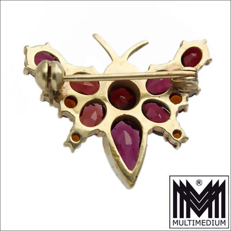 CRW 8532 Granat Brosche Schmetterling vergoldet gilt brooch garnet butterfly Granat Brosche Schmetterling vergoldet gilt brooch garnet butterfly