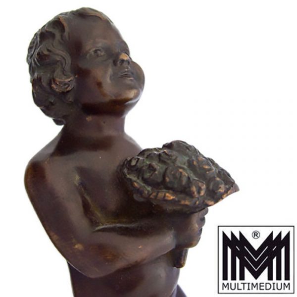 Antike Jugendstil Bronze Figur Knabe Blumenstrauß Brief boy figure