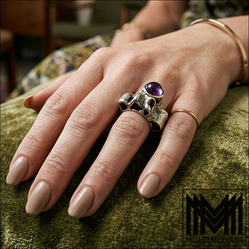Gemini Generated Image cgokh0cgokh0cgok Monika & Burghard Oly Massiver Modernist Silber Ring Amethyst silver