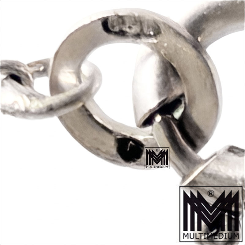 Gemini Generated Image gn9c4kgn9c4kgn9c Jugendstil Anhänger mit Kette 800 Silber Mädchenportrait Kleeblatt